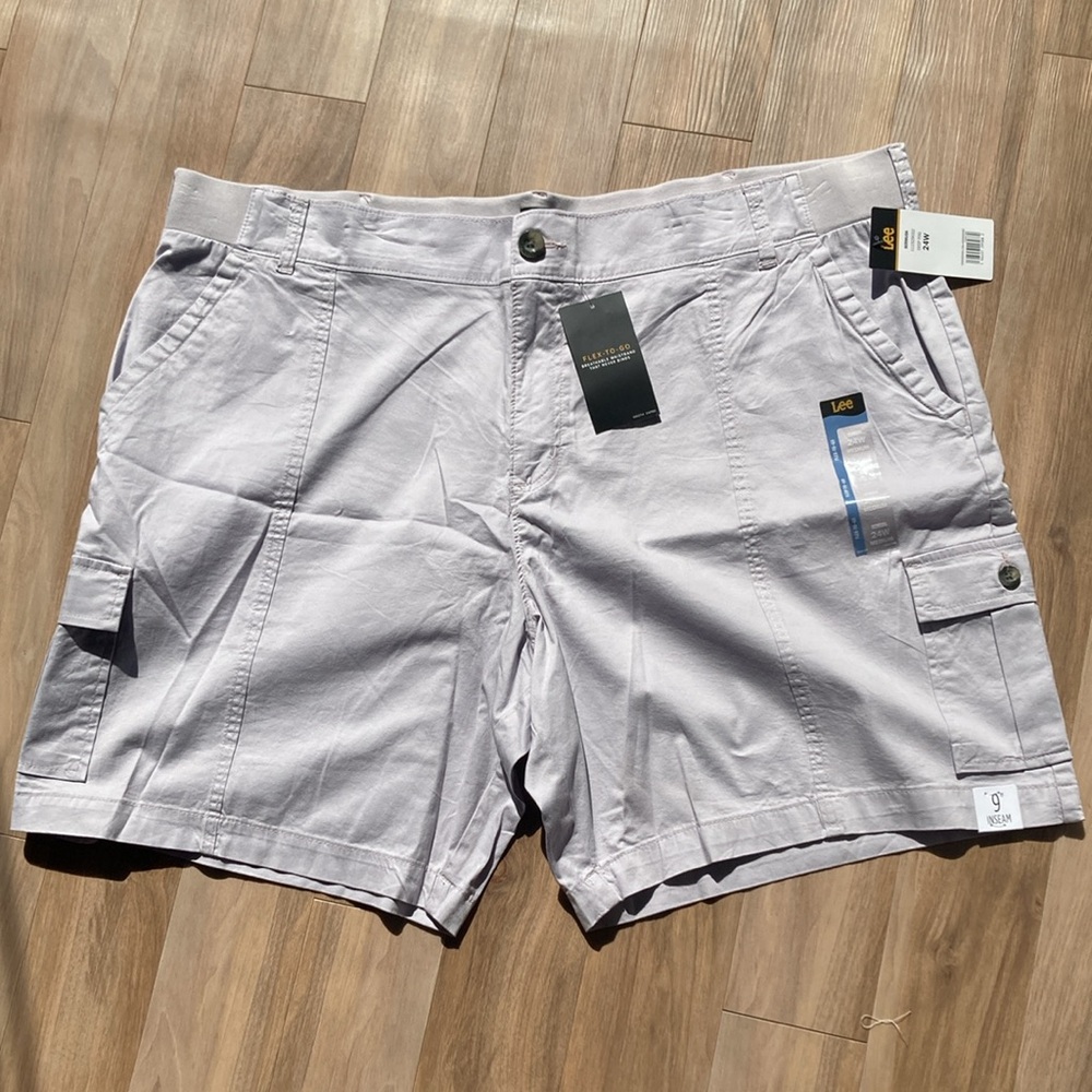 Lee Bermuda short soft flex comfort waistband midrise 9 in inseam 24W - Picture 15 of 17